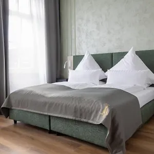 3* Hotel Boutique-hotel Weisses Haus Art